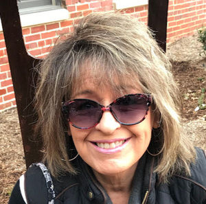 Meet your Posher, Laurie